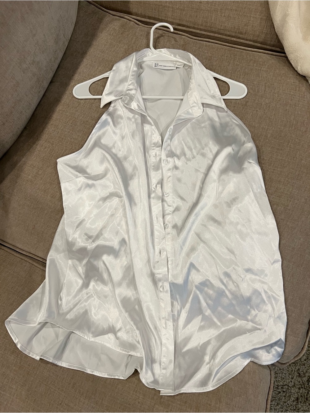 NY&C White Satin Button-Up Halter Top (XL)